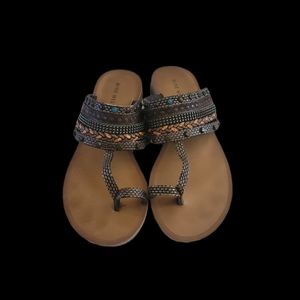 Nine west Sandals 8M, Beautiful Texture and Natural Colors. Excellent condition